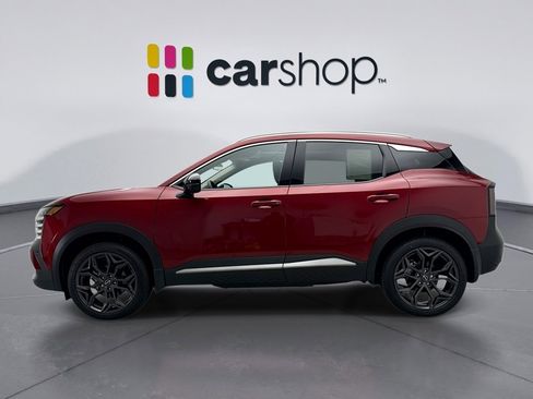 Used 2026 Nissan Kicks SR w/ SR Premium Package AWD/4WD image 2