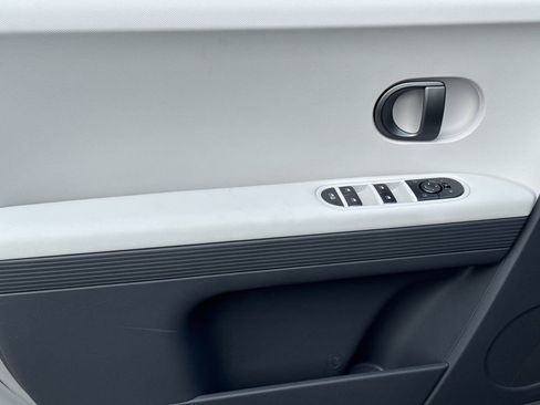New 2026 Hyundai Ioniq 5 SE RWD image 10