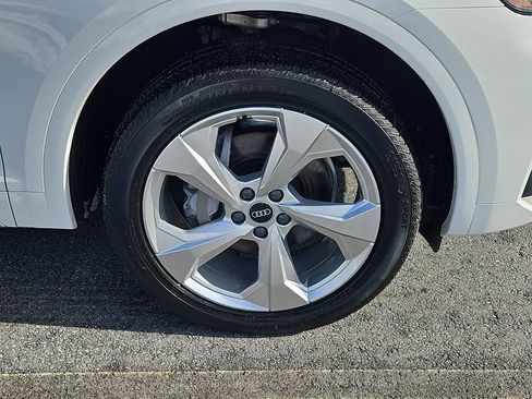 Used 2021 Audi Q5 Premium Plus image 10