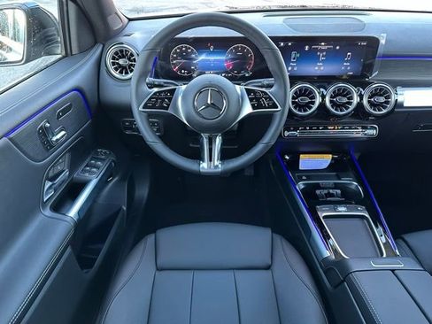 New 2026 Mercedes-Benz GLB 250 4MATIC image 12