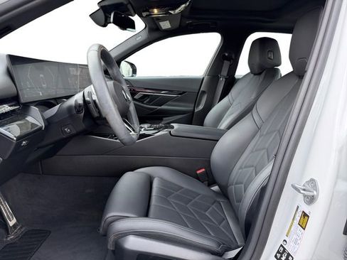 Used 2024 BMW 540i xDrive w/ Premium Package image 14
