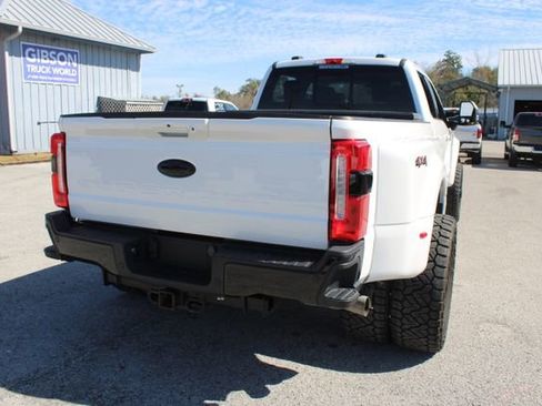 Used 2023 Ford F450 Lariat image 11