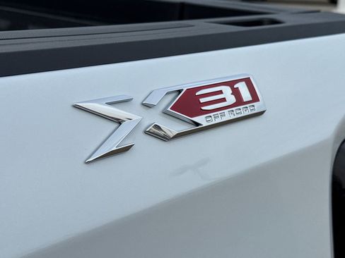 New 2026 GMC Sierra 1500 SLT w/ SLT Premium Plus Package image 17