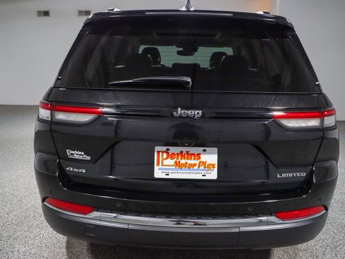 Used 2023 Jeep Grand Cherokee Limited AWD/4WD image 8