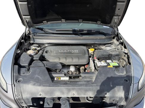 Used 2015 Jeep Cherokee Sport w/ Sport Appearance Group FWD image 23
