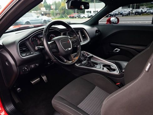 Used 2021 Dodge Challenger R/T w/ Driver Convenience Group image 21