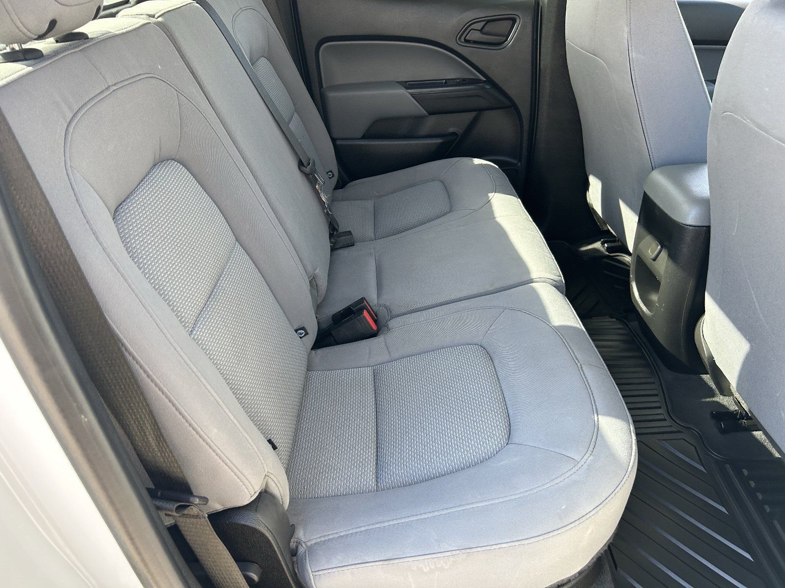 Used 2020 Chevrolet Colorado W/T w/ WT Convenience Package RWD image 14
