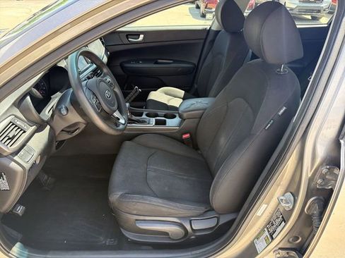 Used 2016 Kia Optima LX FWD image 13