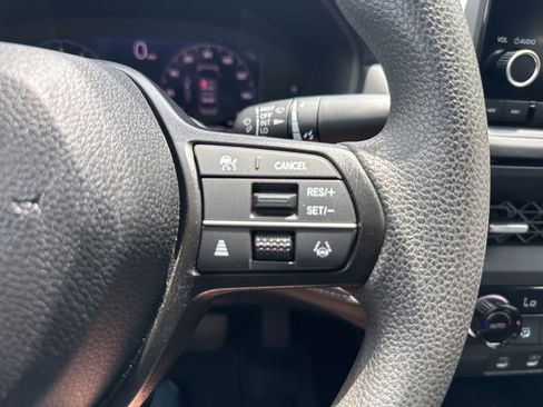 Certified 2025 Honda Accord SE image 30