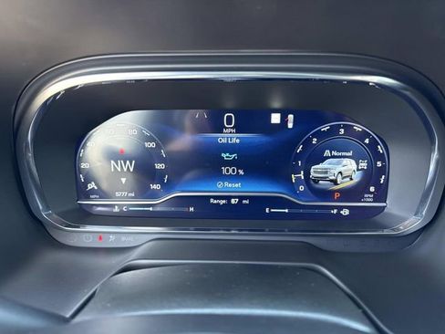 Used 2022 Chevrolet Tahoe High Country image 28