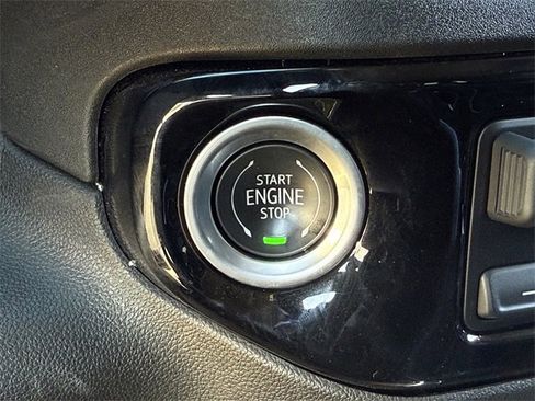 Certified 2022 Chevrolet Silverado 1500 LTZ w/ LTZ Premium Package image 21