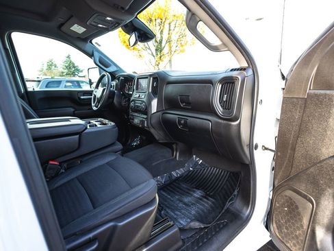 Used 2024 Chevrolet Silverado 2500 Custom w/ Custom Value Package image 25