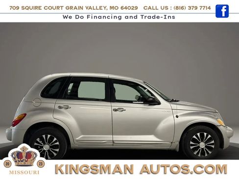 Used 2005 Chrysler PT Cruiser Touring FWD image 3