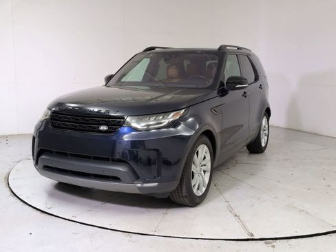 Used 2020 Land Rover Discovery HSE image 1