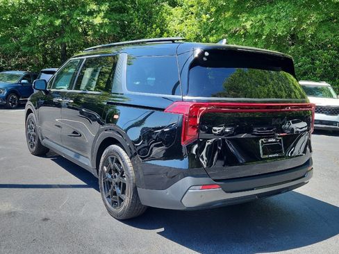 New 2026 Kia Carnival SX w/ SX Dark Edition Package FWD image 6
