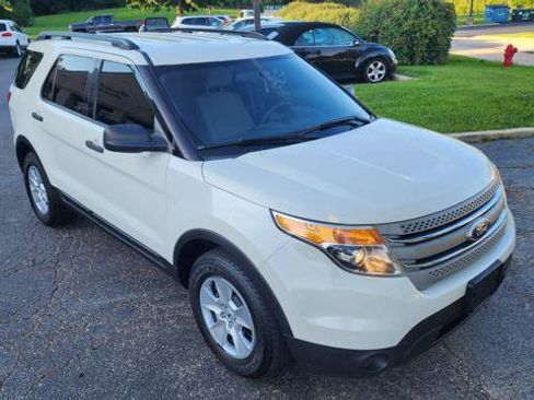 Used 2012 Ford Explorer 4WD w/ Class III Trailer Tow Pkg image 12