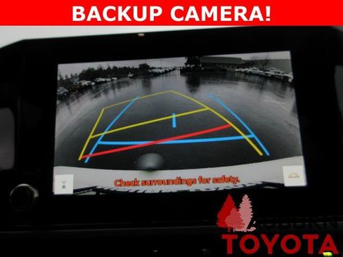 Certified 2025 Toyota Camry SE w/ Convenience Package image 20