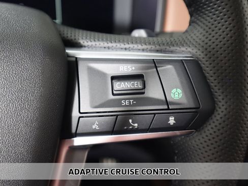 New 2025 Mitsubishi Outlander SEL image 6