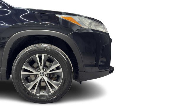 Used 2019 Toyota Highlander LE FWD image 8