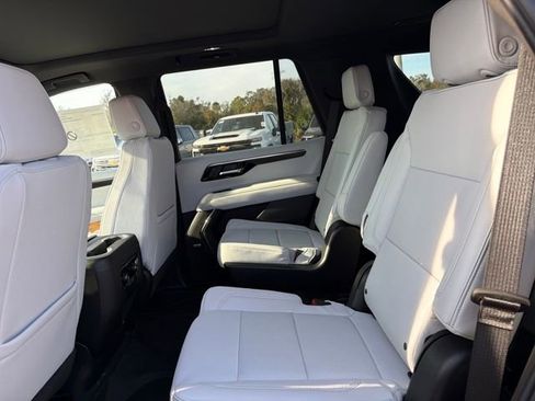 New 2026 Chevrolet Tahoe Premier w/ Sun And Tow Package AWD/4WD image 22