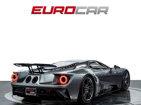 Used 2018 Ford GT RWD image 5