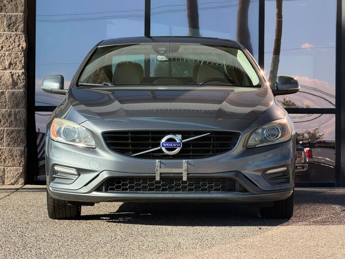 Used 2017 Volvo S60 T5 Dynamic FWD image 20