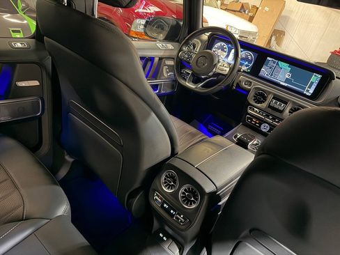 Used 2024 Mercedes-Benz G 550 w/ Final Edition w/ Olive Magno image 52