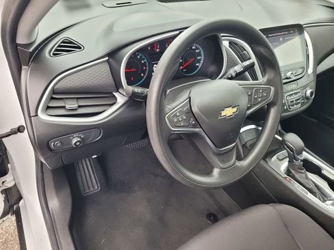 Used 2024 Chevrolet Malibu LT FWD image 26
