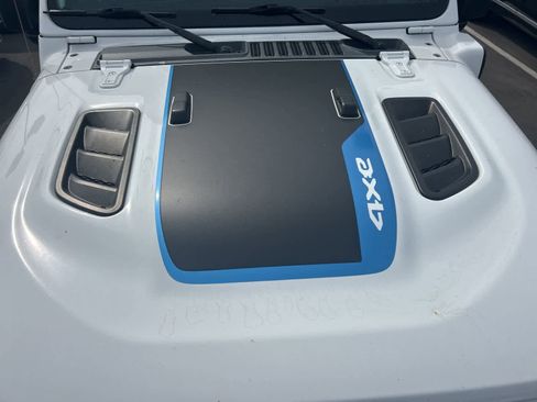 Used 2021 Jeep Wrangler Unlimited Rubicon 4xe w/ Steel Bumper Group image 13