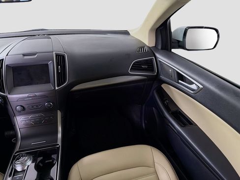 Used 2019 Ford Edge SEL w/ Equipment Group 201A FWD image 25