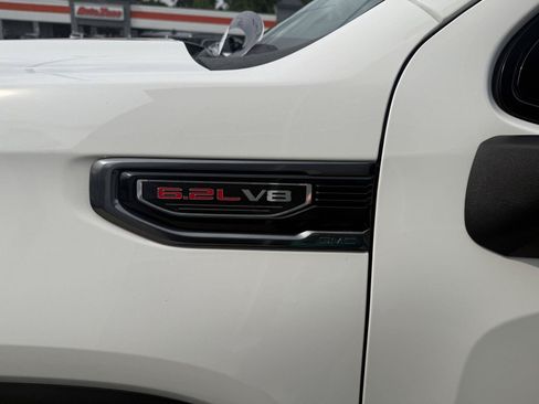 Used 2019 GMC Sierra 1500 AT4 w/ Technology Package AWD/4WD image 32
