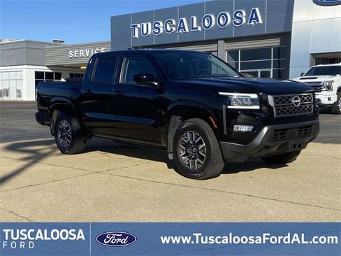 Used 2024 Nissan Frontier SL image 1