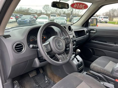 Used 2016 Jeep Patriot Sport w/ Power Value Group image 10