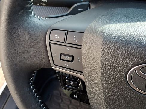 Used 2026 Toyota Camry XLE w/ Convenience Package image 22