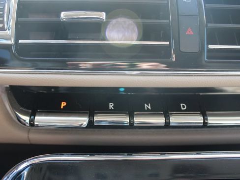 Used 2024 Lincoln Navigator L Reserve AWD/4WD image 47