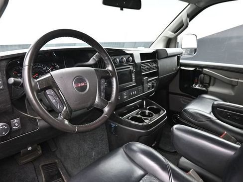Used 2020 GMC Savana 2500 Extended w/ Enhanced Convenience Package RWD image 12