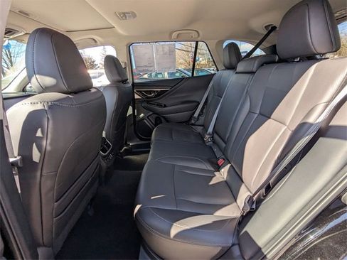 Used 2025 Subaru Outback Limited image 21