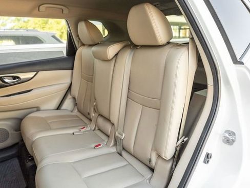 Used 2016 Nissan Rogue SL image 13