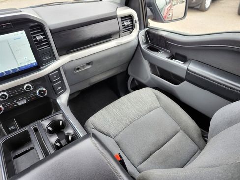Certified 2022 Ford F150 XLT w/ Equipment Group 302A High image 15