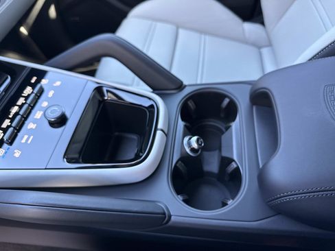 Certified 2025 Porsche Cayenne S image 56