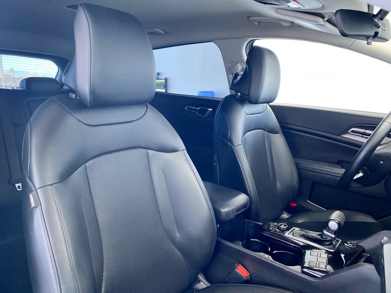 Certified 2023 Kia Sportage EX FWD image 30