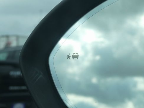 New 2025 Buick Envision Sport Touring image 12