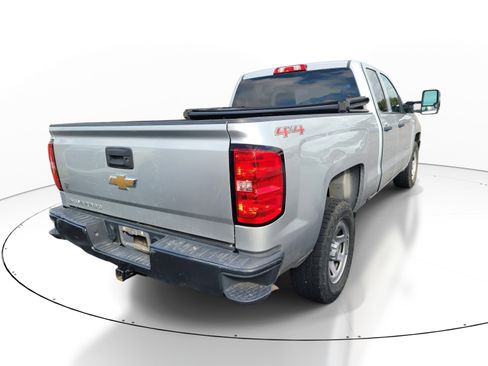 Used 2017 Chevrolet Silverado 1500 W/T w/ WT Convenience Package AWD/4WD image 4