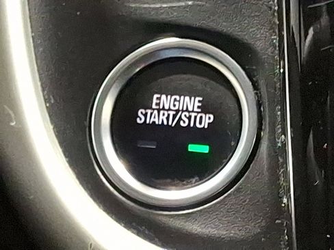 Used 2018 Chevrolet Sonic LT w/ Convenience Package image 22