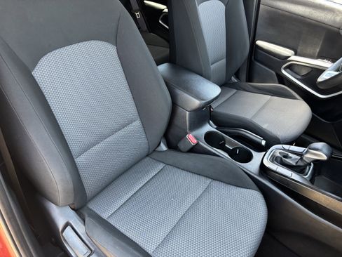 Certified 2023 Kia Soul LX w/ Option Group 015 FWD image 8