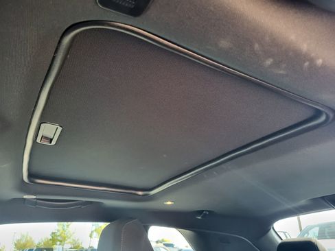 Used 2022 Dodge Challenger R/T Scat Pack RWD image 15