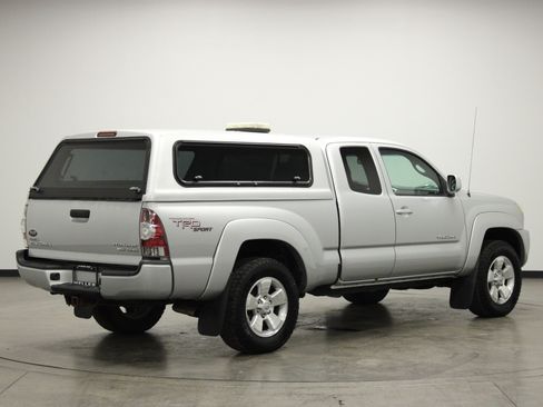 Used 2010 Toyota Tacoma PreRunner image 8