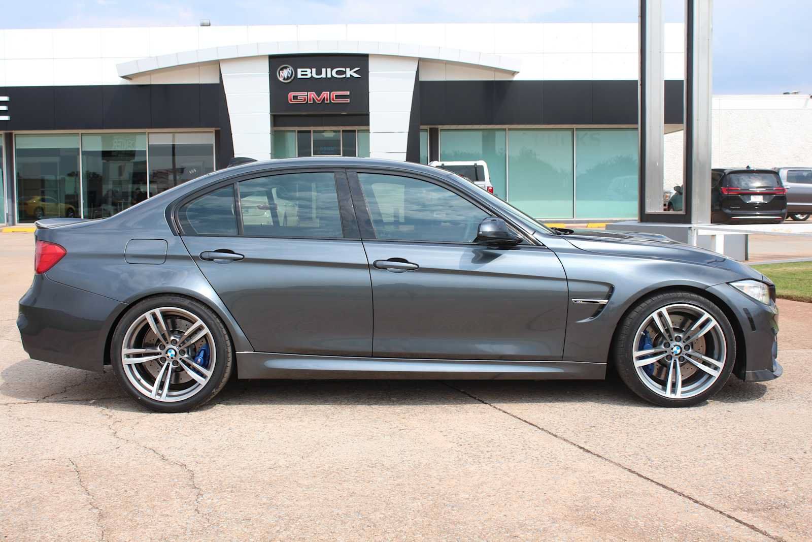 Used 2015 BMW M3 RWD image 9