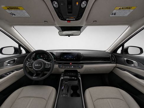 Used 2025 Kia Sorento S w/ Panoramic Sunroof Package FWD image 11