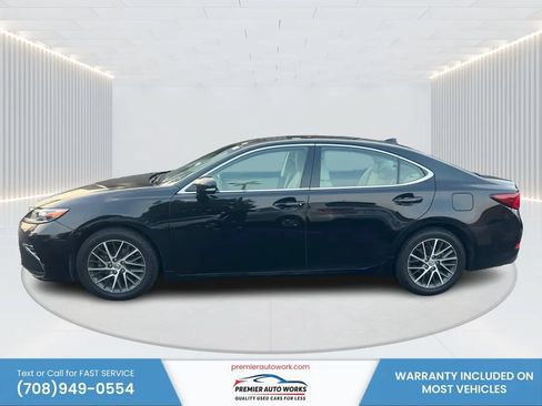 Used 2017 Lexus ES 350 w/ Luxury Package FWD image 9